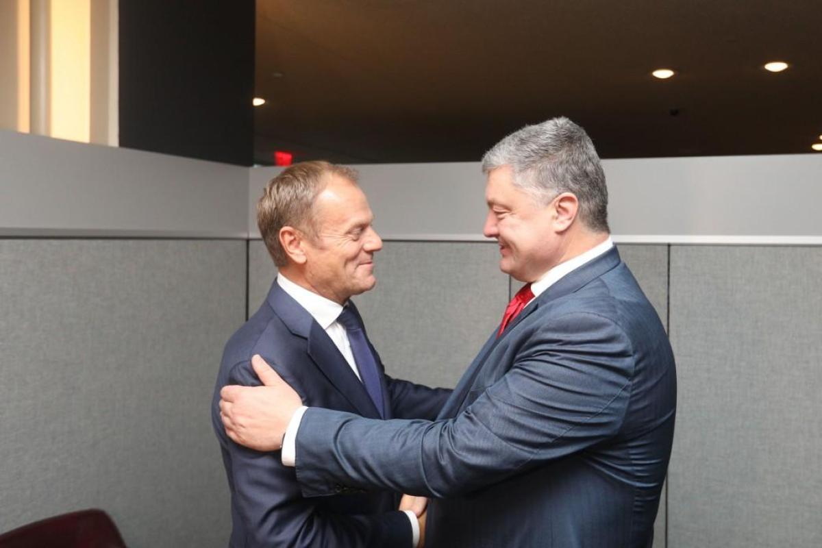 Порошенко призвал Евросоюз усилить давление на Россию для освобождения узников Кремля
