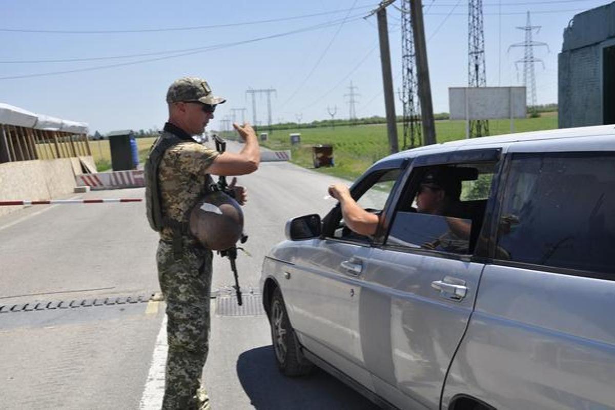КПВВ "Станица Луганская" закрыли до 7 сентября: подробности КПВВ "Станица Луганская" закрыли до 7 сентября: подробности