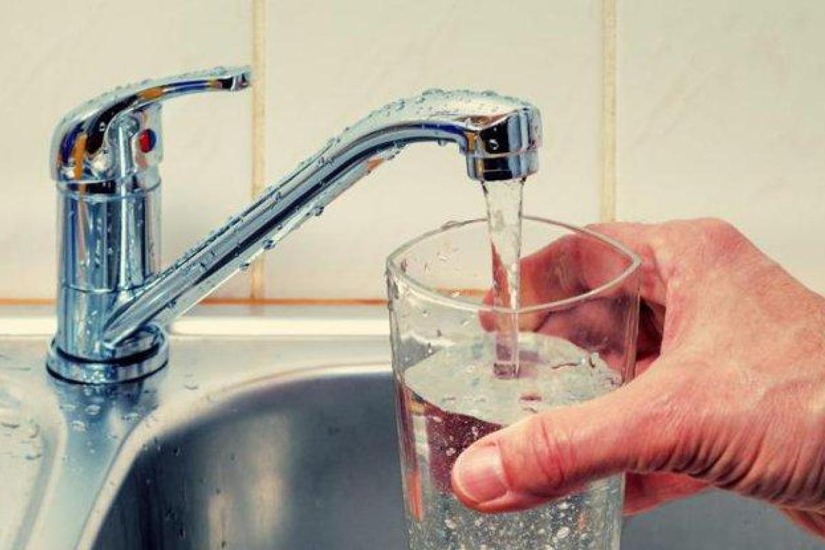 Часть Лисичанска осталась без воды из-за порыва: подробности