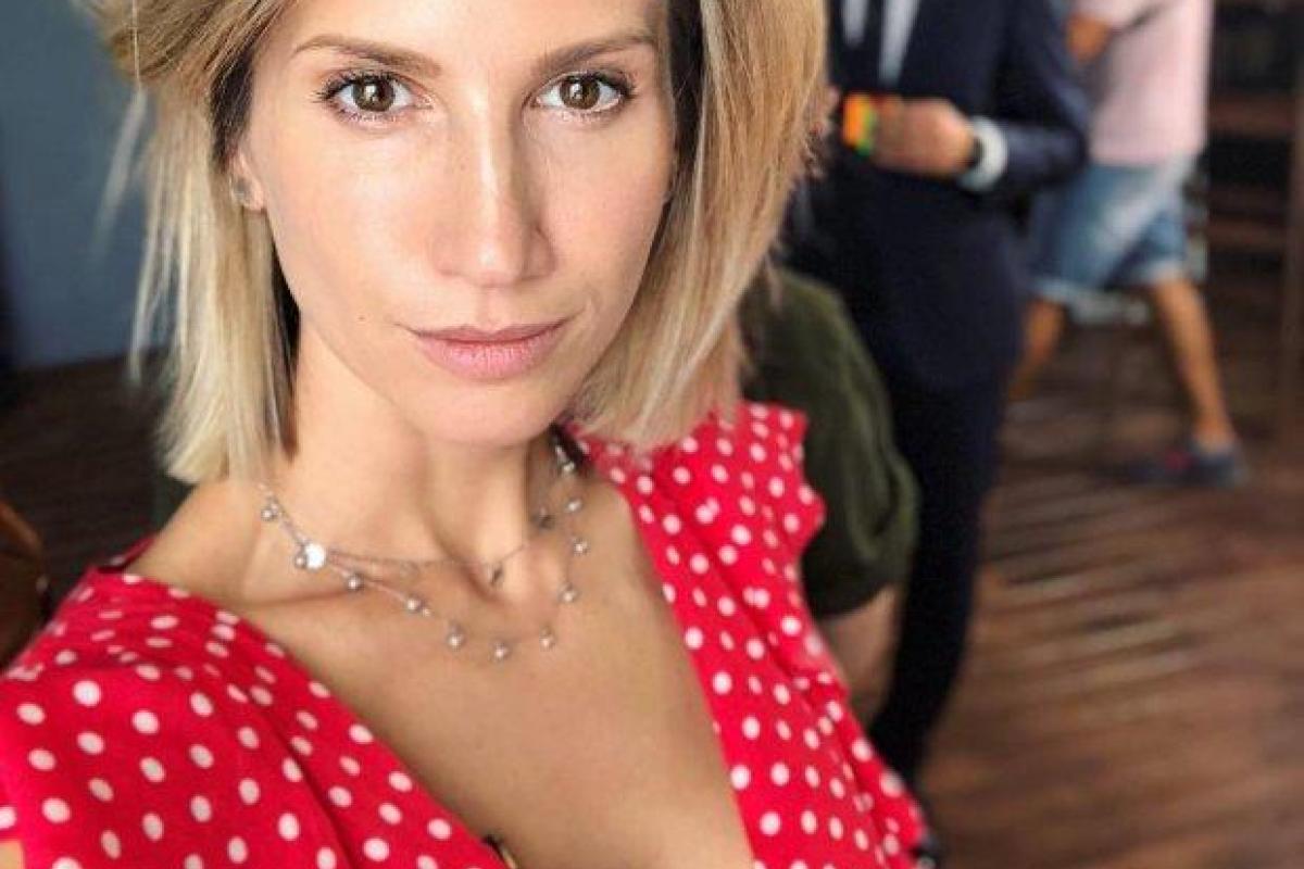 Фитнес-тренер и участница шоу "Танцы со звездами" Анита Луценко показала детское фото