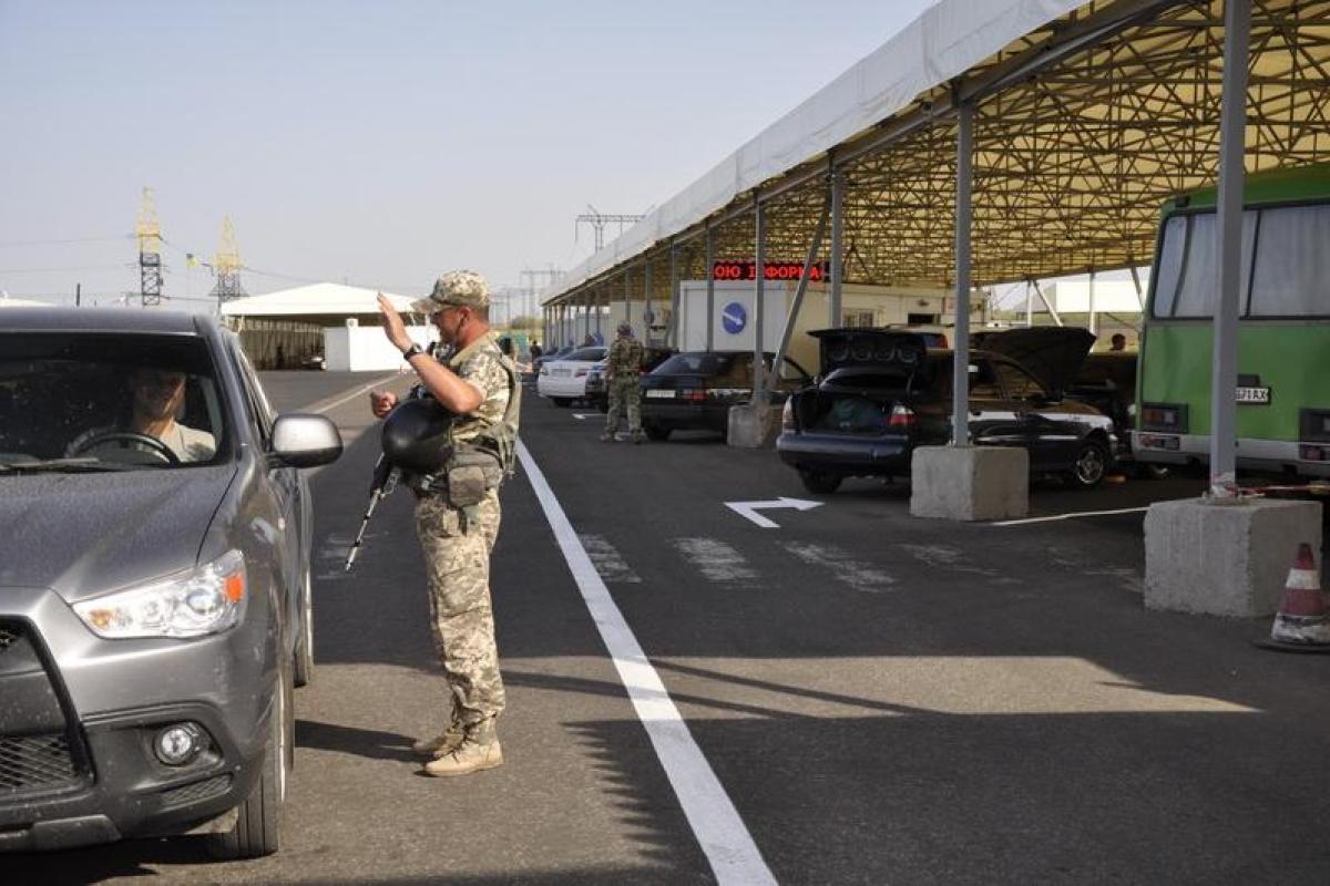 КПВВ на Донбассе: в Говпогранслужбе рассказали ситуацию