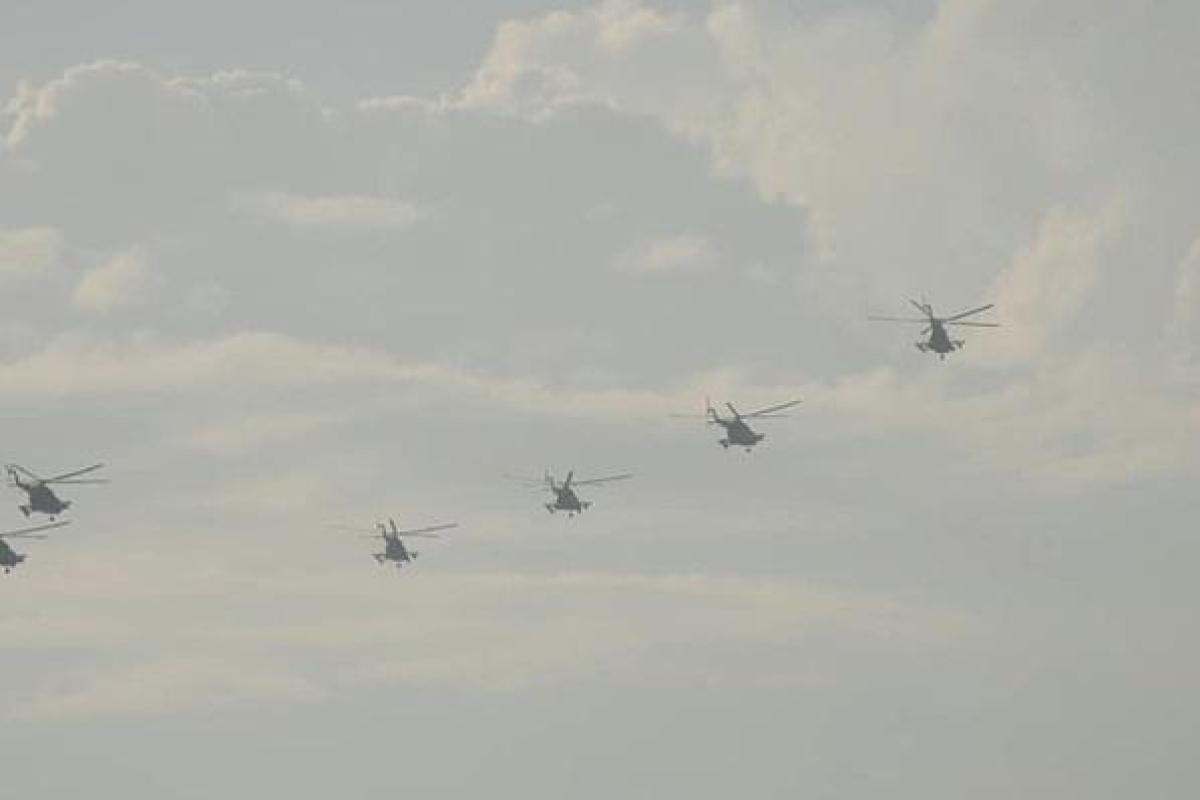 В небе над Бердянском замечена военная авиация: известна причина В небе над Бердянском замечена военная авиация: известна причина