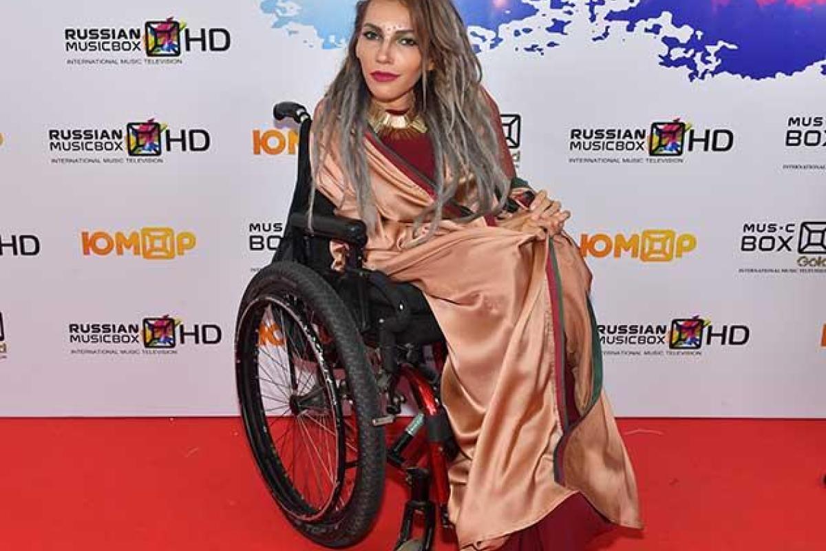 "Уехала бы раньше и не позорила нас на "Евровидении": Россияне ответили Юлии Самойловой на ее решение уехать в Европу