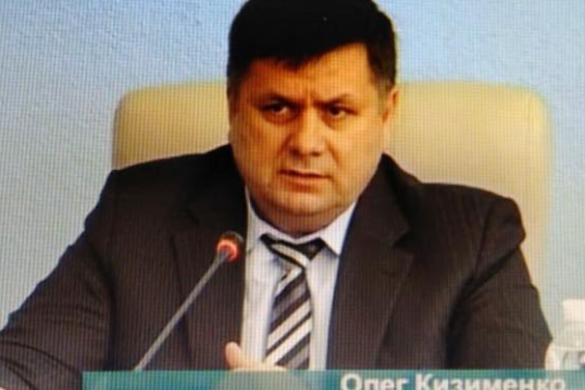 "Урожайный на сепаров день": Луценко заявил о задержании высокопоставленного коллаборанта из Крыма "Урожайный на сепаров день": Луценко заявил о задержании высокопоставленного коллаборанта из Крыма