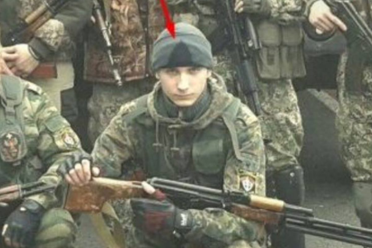 "Проверял броник на прочность": В грудь боевика выпустили 5 пуль, 2 из которых оказались смертельными "Проверял броник на прочность": В грудь боевика выпустили 5 пуль, 2 из которых оказались смертельными