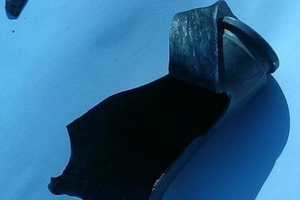 В России ребенок ударил молотком по боевому снаряду и погиб от взрыва В России ребенок ударил молотком по боевому снаряду и погиб от взрыва