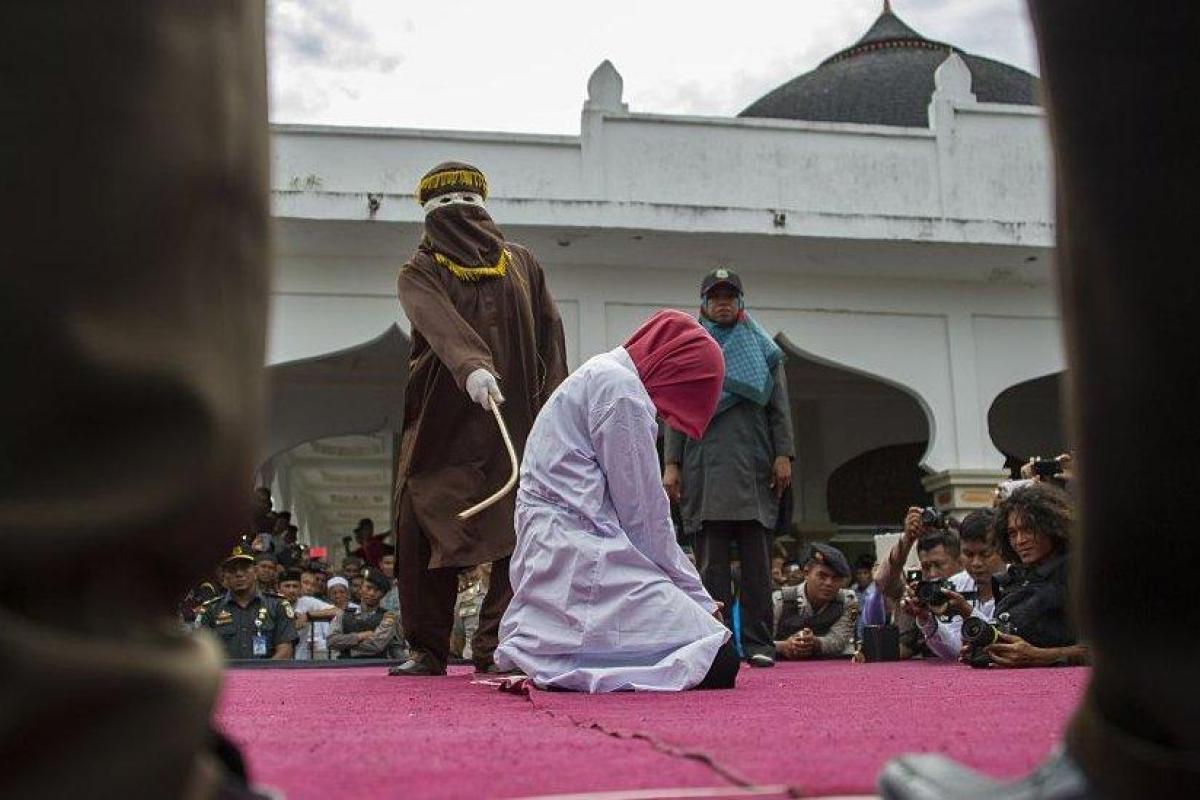 В Малайзии исламский суд покарал мать-одиночку за секс-услуги