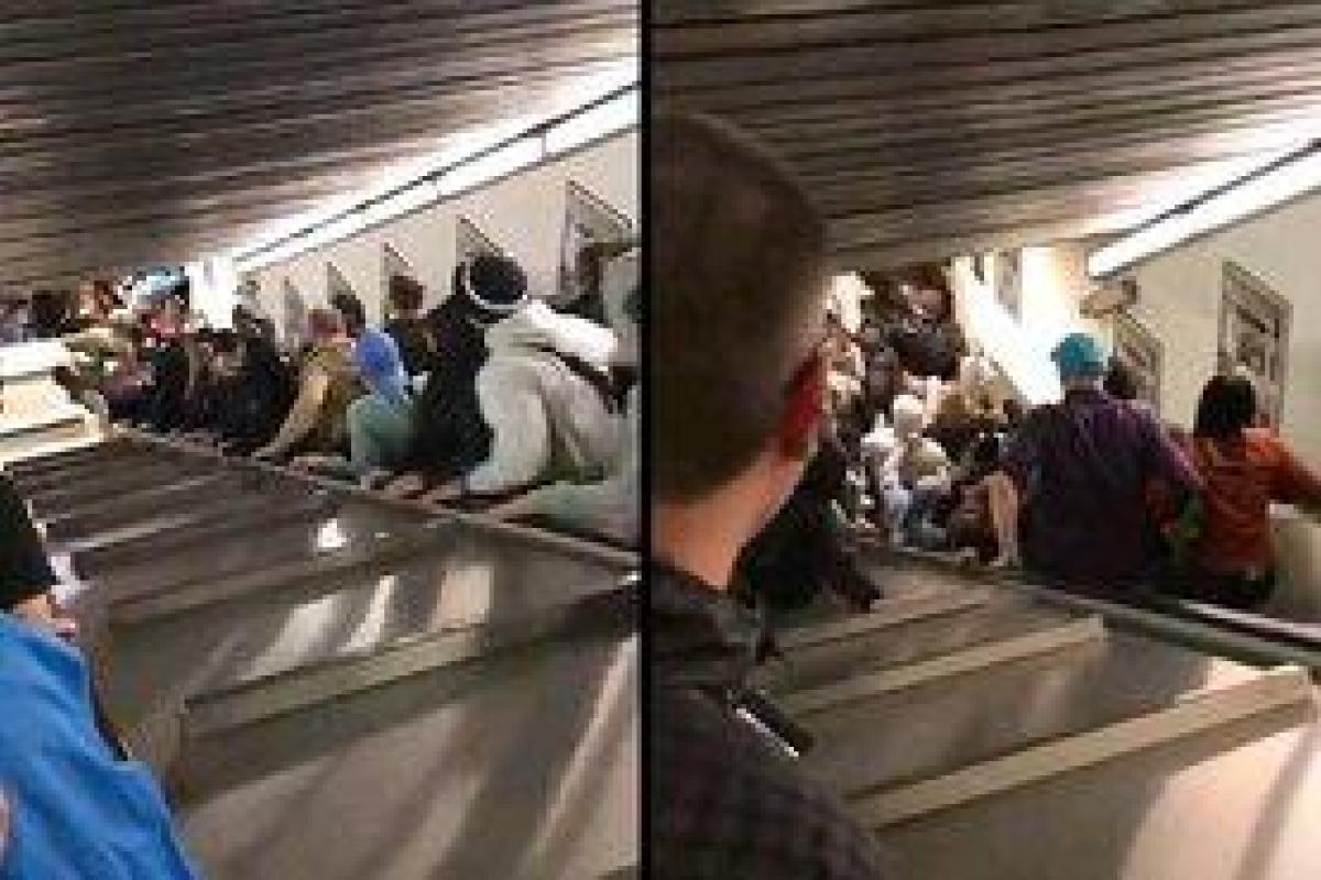 Аварию в римском метро спровоцировали десятки пьяных фанатов - глава МИД Италии