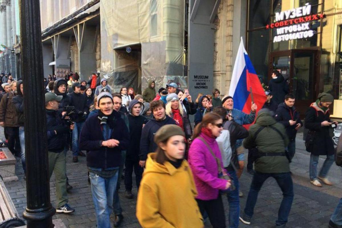 Протесты в России закончились массовыми задержаниями