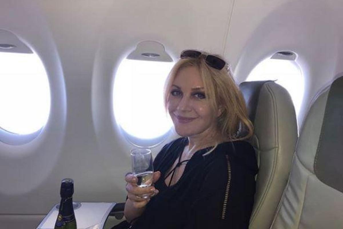 "Спрятала свои глаза": скандальная Таисия Повалий возвращается в Украину