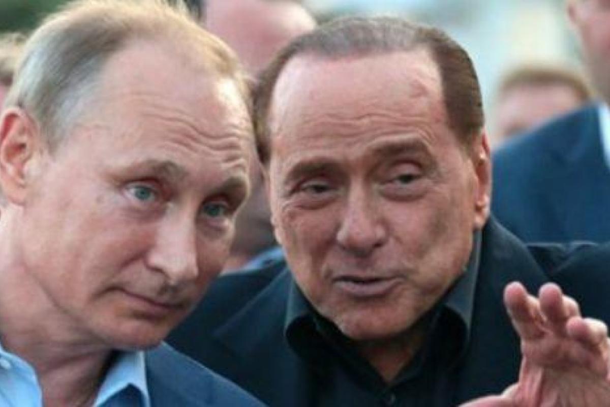 Берлускони на дне рождения Путина обнаружил, что Черное море - не черное Берлускони на дне рождения Путина обнаружил, что Черное море - не черное