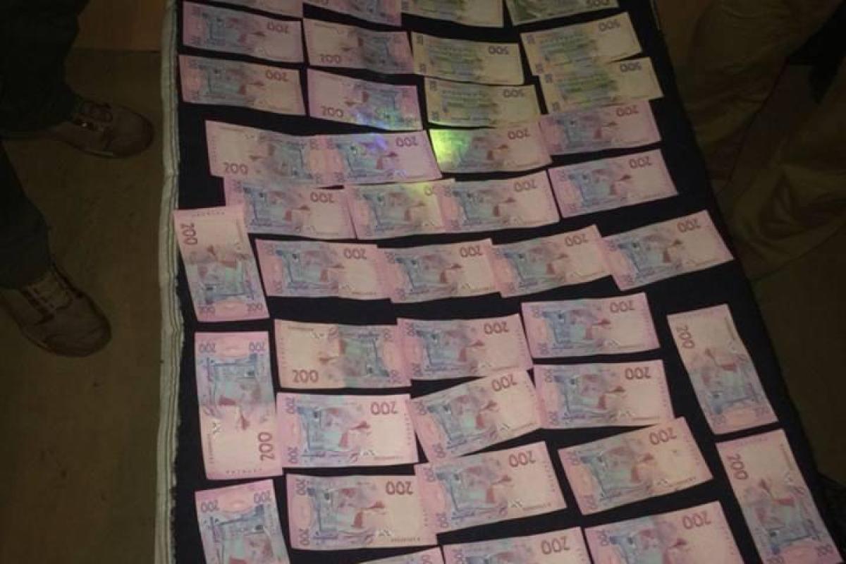 ООС: Заместитель командира по тылу одной из частей ВСУ попался на взятке ООС: Заместитель командира по тылу одной из частей ВСУ попался на взятке