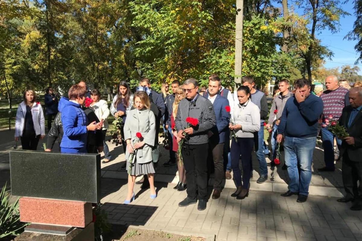 "Боевики расстреляли похоронную процессию": в Сартане вспоминают погибших земляков "Боевики расстреляли похоронную процессию": в Сартане вспоминают погибших земляков