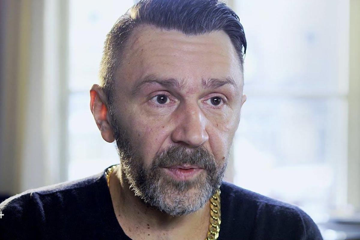 Скандальный Сергей Шнуров показал фото с синяком под глазом