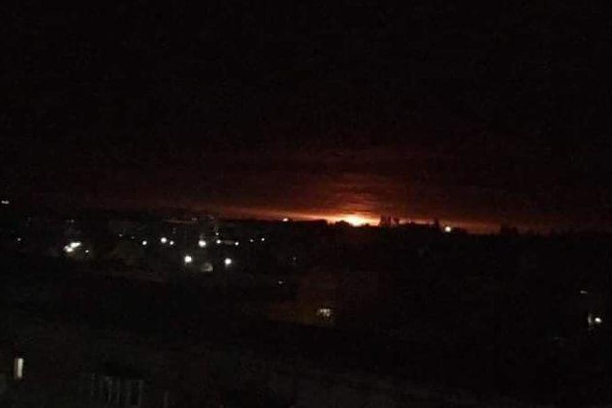 В Черниговской области взорвался склад с боеприпасами, людей эвакуируют В Черниговской области взорвался склад с боеприпасами, людей эвакуируют