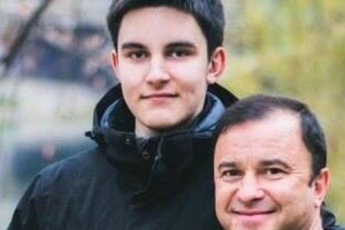 Виктор Павлик остановил сбор помощи на лечение своего тяжело больного сына Виктор Павлик остановил сбор помощи на лечение своего тяжело больного сына