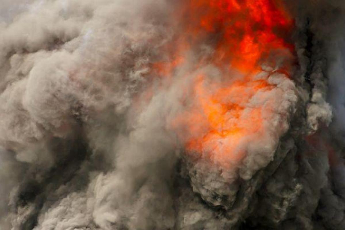 В Барселоне 18 человек пострадали при пожаре в жилом доме В Барселоне 18 человек пострадали при пожаре в жилом доме