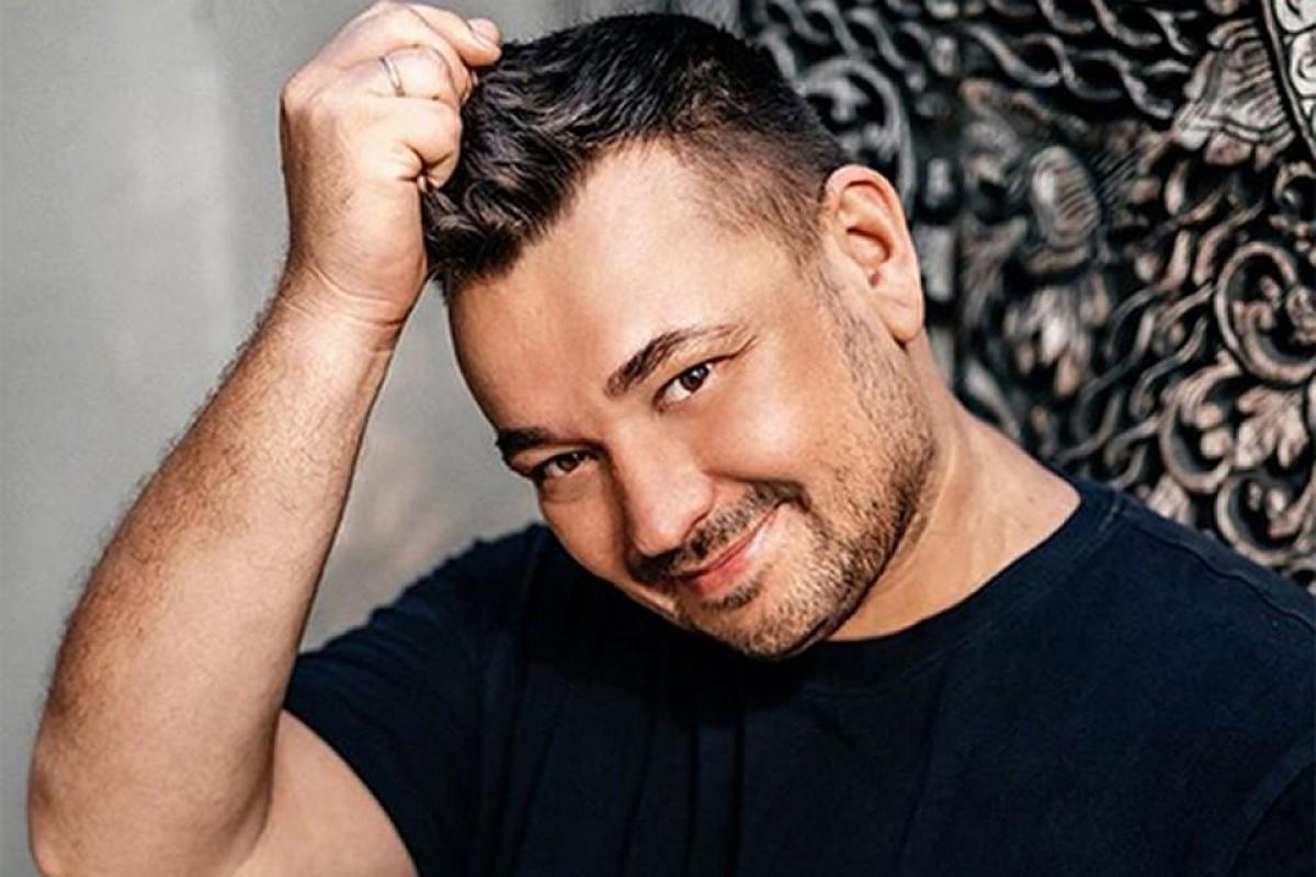 Супругу певца Жукова заподозрили в беременности