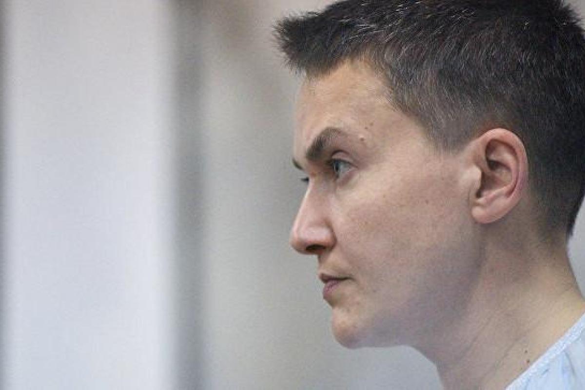 "Чтобы не продали и Надежда не убежала": Часть квартиры Савченко арестовали