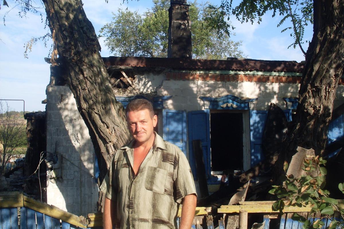 Он вошел в горящий дом, когда времени на размышления об опасности уже не осталось Он вошел в горящий дом, когда времени на размышления об опасности уже не осталось