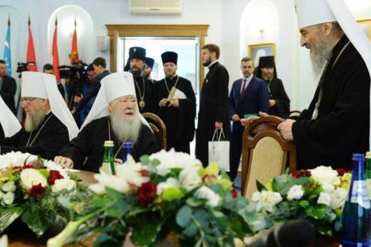 РПЦ разорвала отношения с Константинопольским патриархатом - итоги заседания Синода в Минске РПЦ разорвала отношения с Константинопольским патриархатом - итоги заседания Синода в Минске