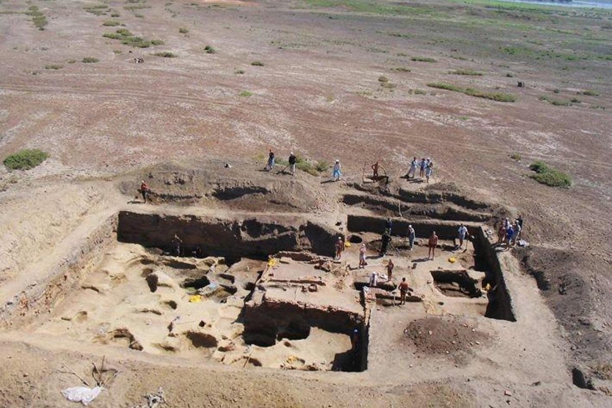 В Италии археологи раскопали захоронение ребенка-"вампира"