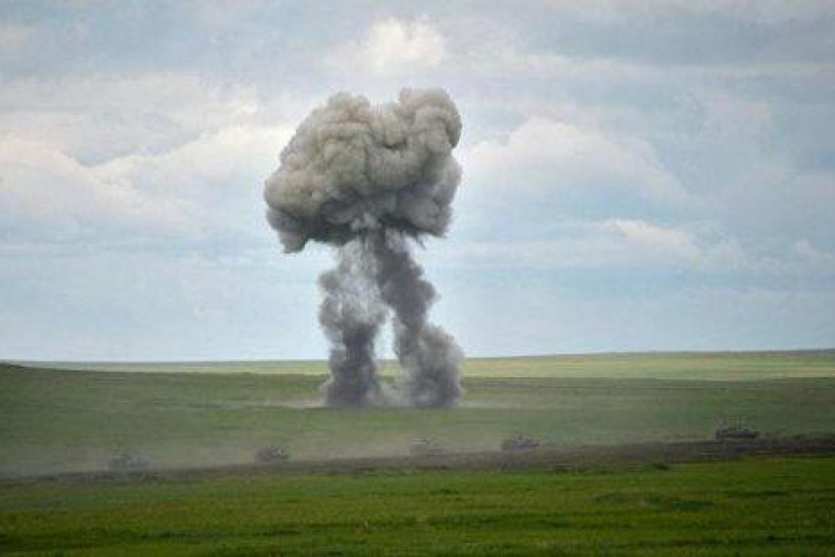 В России во время ликвидации снарядов на полигоне получили ранения 4 человека В России во время ликвидации снарядов на полигоне получили ранения 4 человека