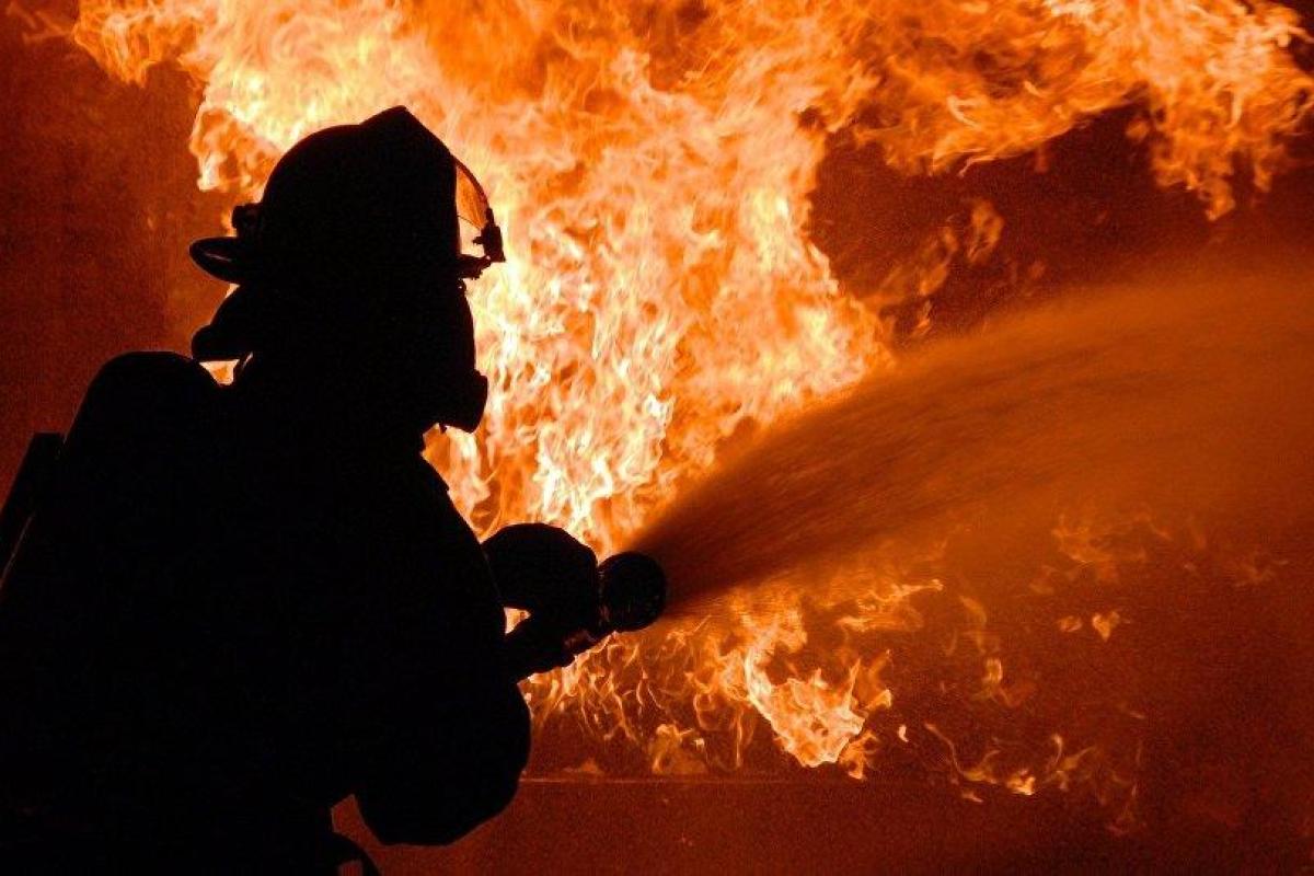 В Енакиево произошел пожар, пострадали дети