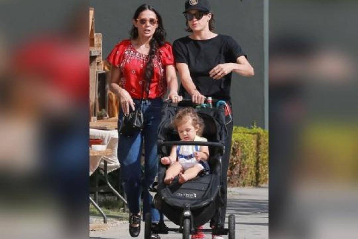 У актрисы Деми Мур лесбийский роман с сербской стилисткой 