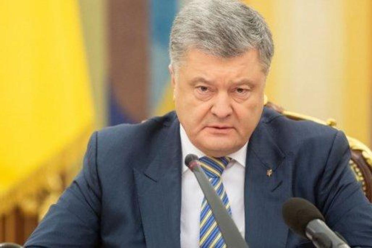 Порошенко: Украина не отказывается от дипломатического урегулирования ситуации Порошенко: Украина не отказывается от дипломатического урегулирования ситуации