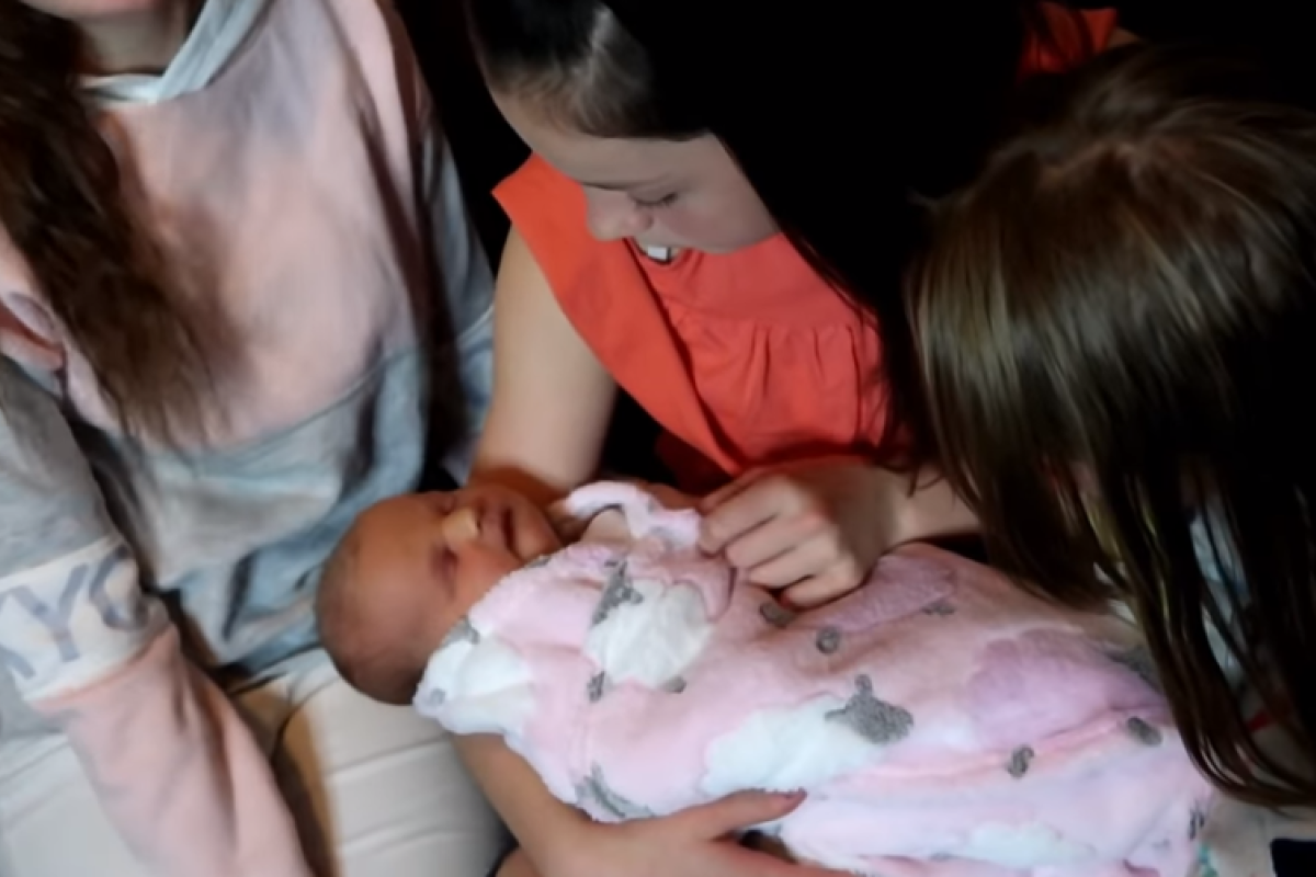 43-летняя британка родила 21-го ребенка