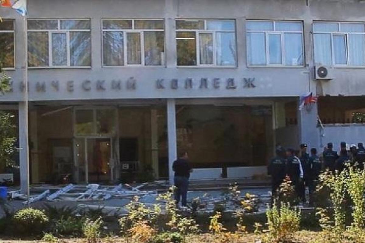 Теракт в Керчи: 15 пострадавших остаются в больницах Теракт в Керчи: 15 пострадавших остаются в больницах