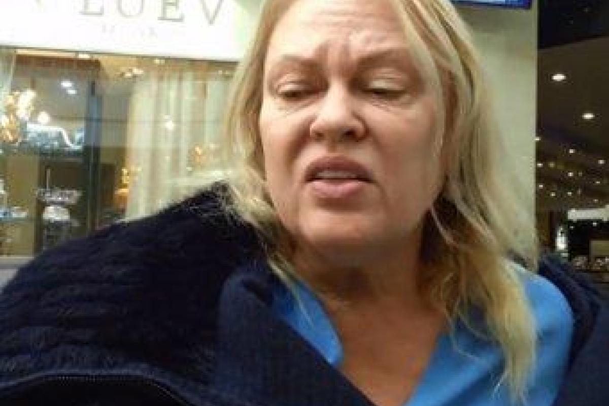 Пожилая дама заявила, что беременна от Киркорова: опубликовано видео Пожилая дама заявила, что беременна от Киркорова: опубликовано видео