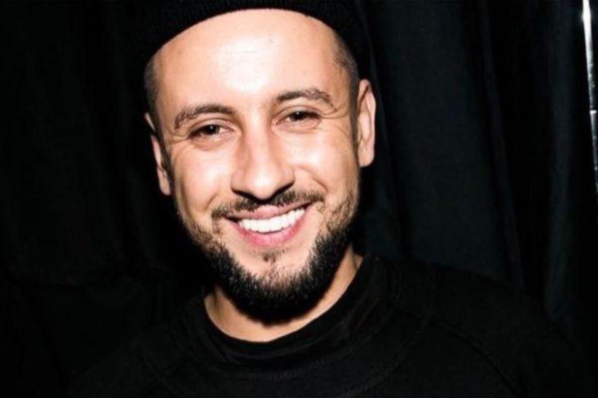 MONATIK выпустил новый клип на песню "Зашивает душу"