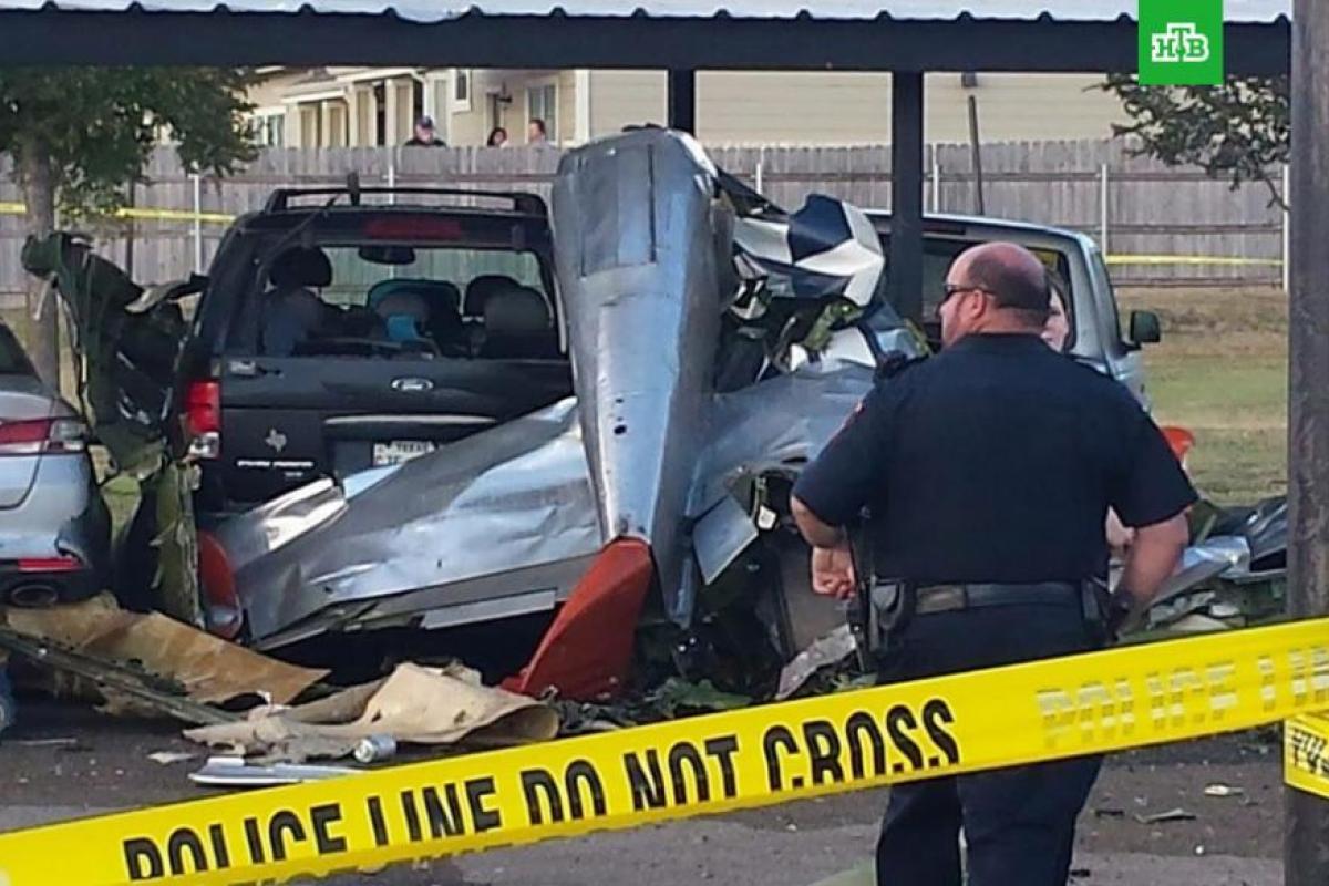 В США разбился истребитель времен Второй мировой войны, есть погибшие