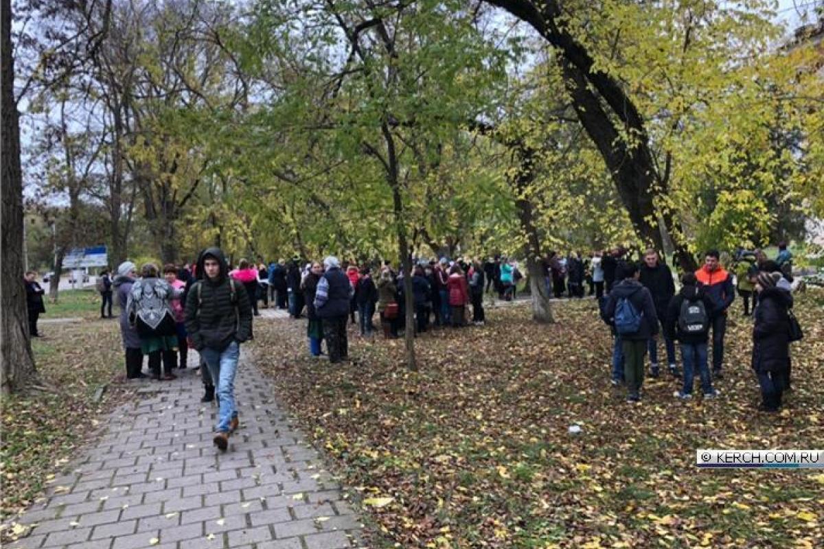 В Керчи произошло новое ЧП в политехническом колледже: первые подробности В Керчи произошло новое ЧП в политехническом колледже: первые подробности