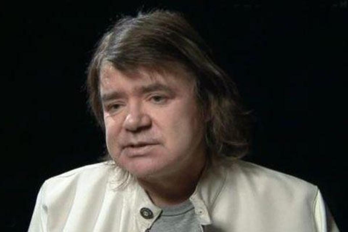 В Москве похоронили певца Евгения Осина В Москве похоронили певца Евгения Осина