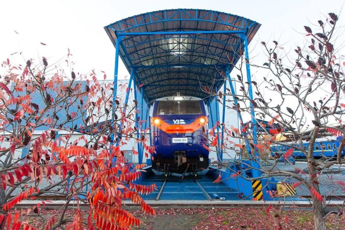 В "Укрзализныце" анонсировали запуск тепловоза GE