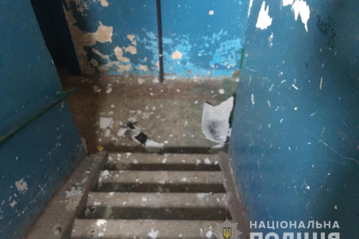 В одном из домов Харькова взорвался мусоропровод В одном из домов Харькова взорвался мусоропровод