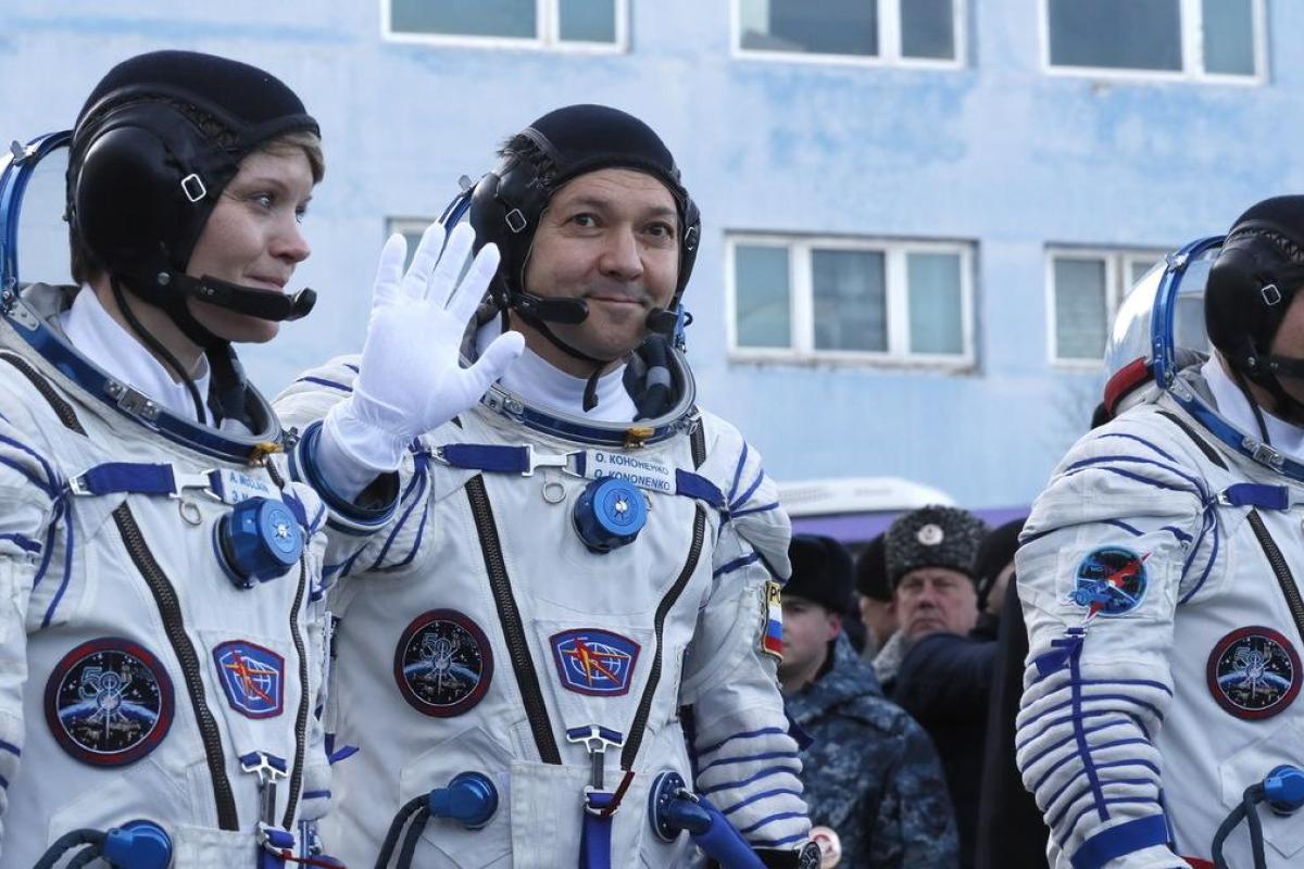 С космодрома "Байконур" стартовал космический корабль "Союз-M11"