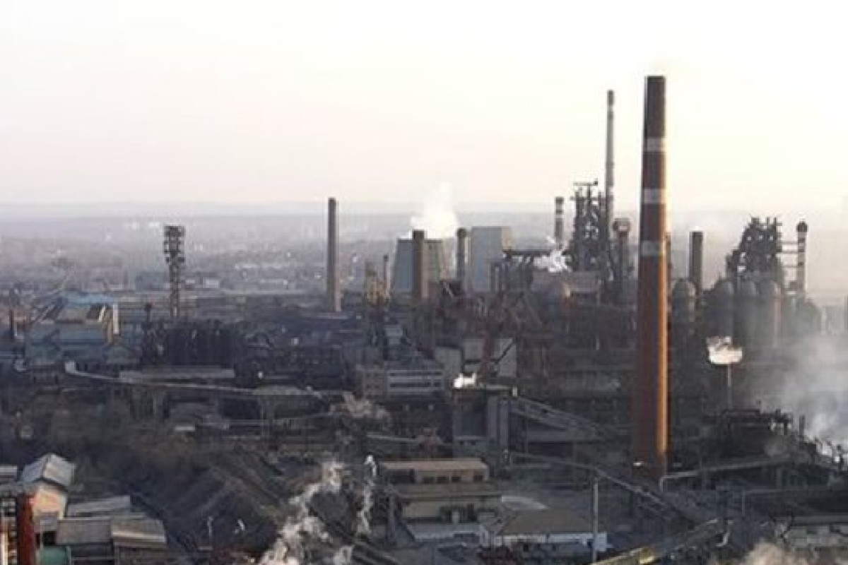 Донецк содрогнулся от взрыва: в сети сообщают о происшествии на металлургическом заводе Донецк содрогнулся от взрыва: в сети сообщают о происшествии на металлургическом заводе