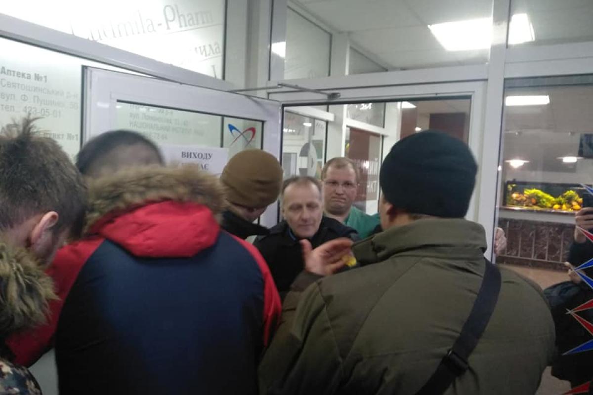 "16-летнюю девушку держали в заложниках": Супрун прокомментировала конфликт в Институте сердца "16-летнюю девушку держали в заложниках": Супрун прокомментировала конфликт в Институте сердца