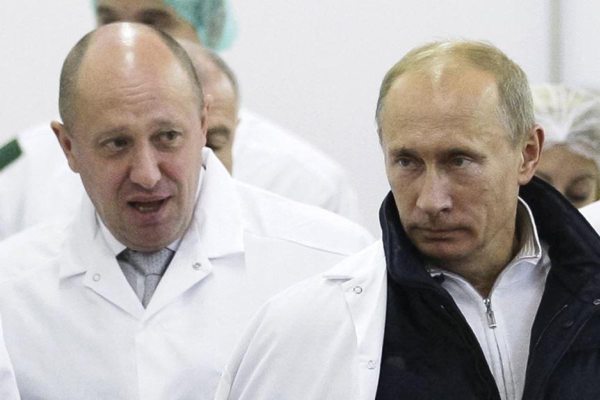 "Повар Путина" лишился права обслуживать новогодний "корпоратив" в Кремле "Повар Путина" лишился права обслуживать новогодний "корпоратив" в Кремле