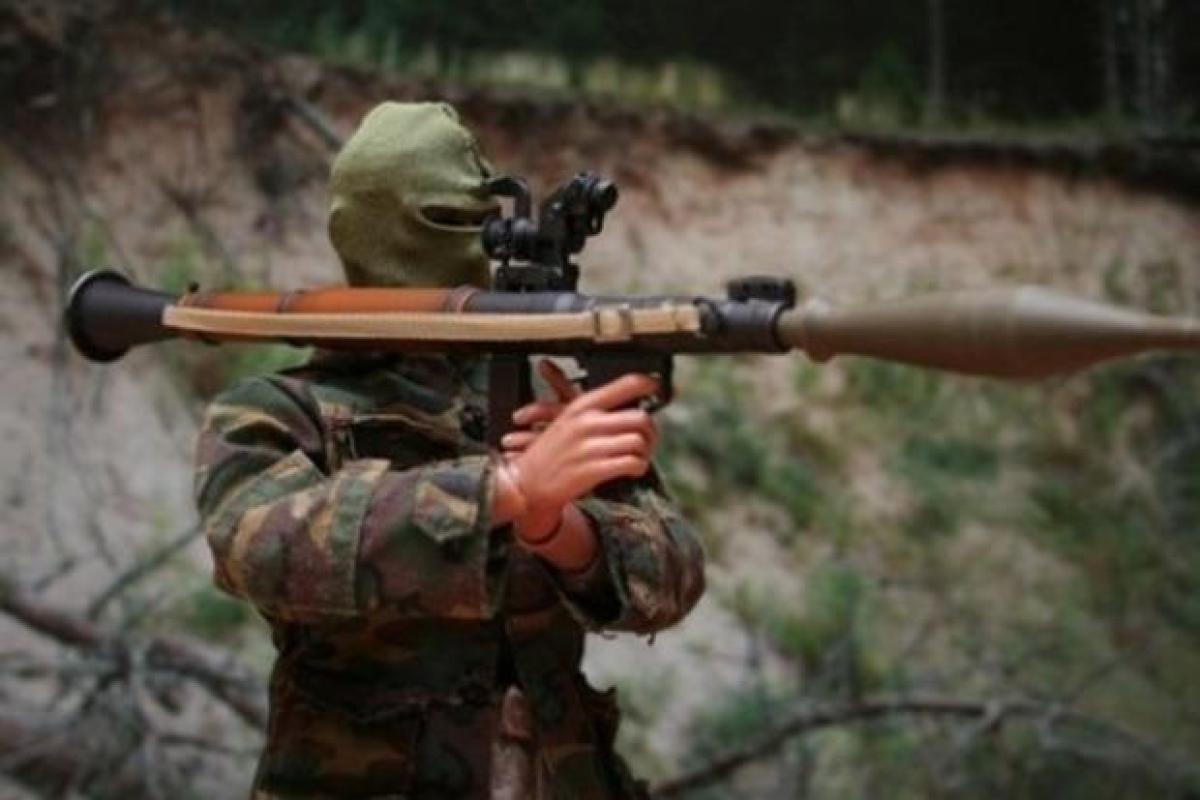 Боевики обстреливали позиции ВСУ из гранатометов Боевики обстреливали позиции ВСУ из гранатометов