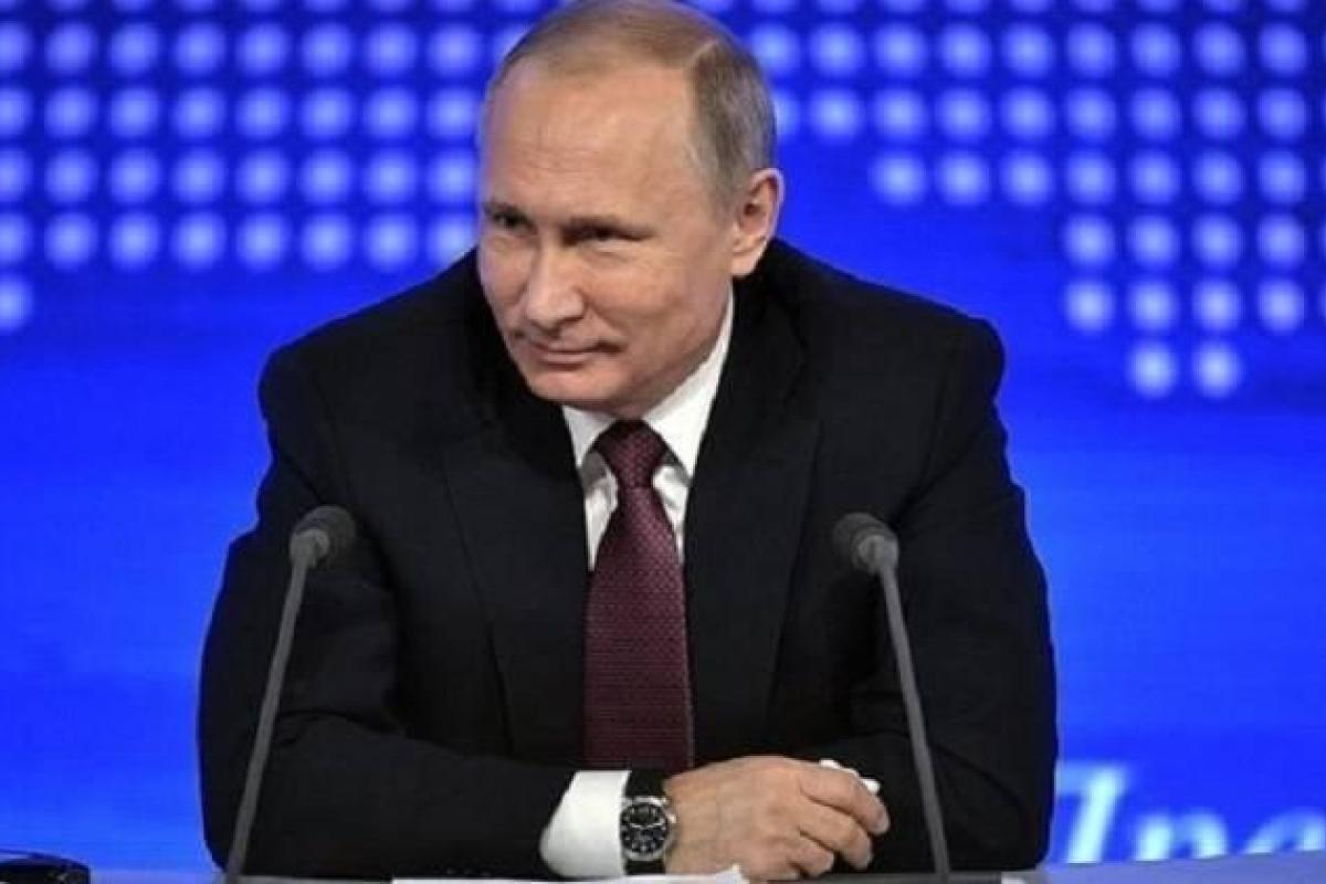 Путин планирует упростить получение российского гражданства украинцам Путин планирует упростить получение российского гражданства украинцам