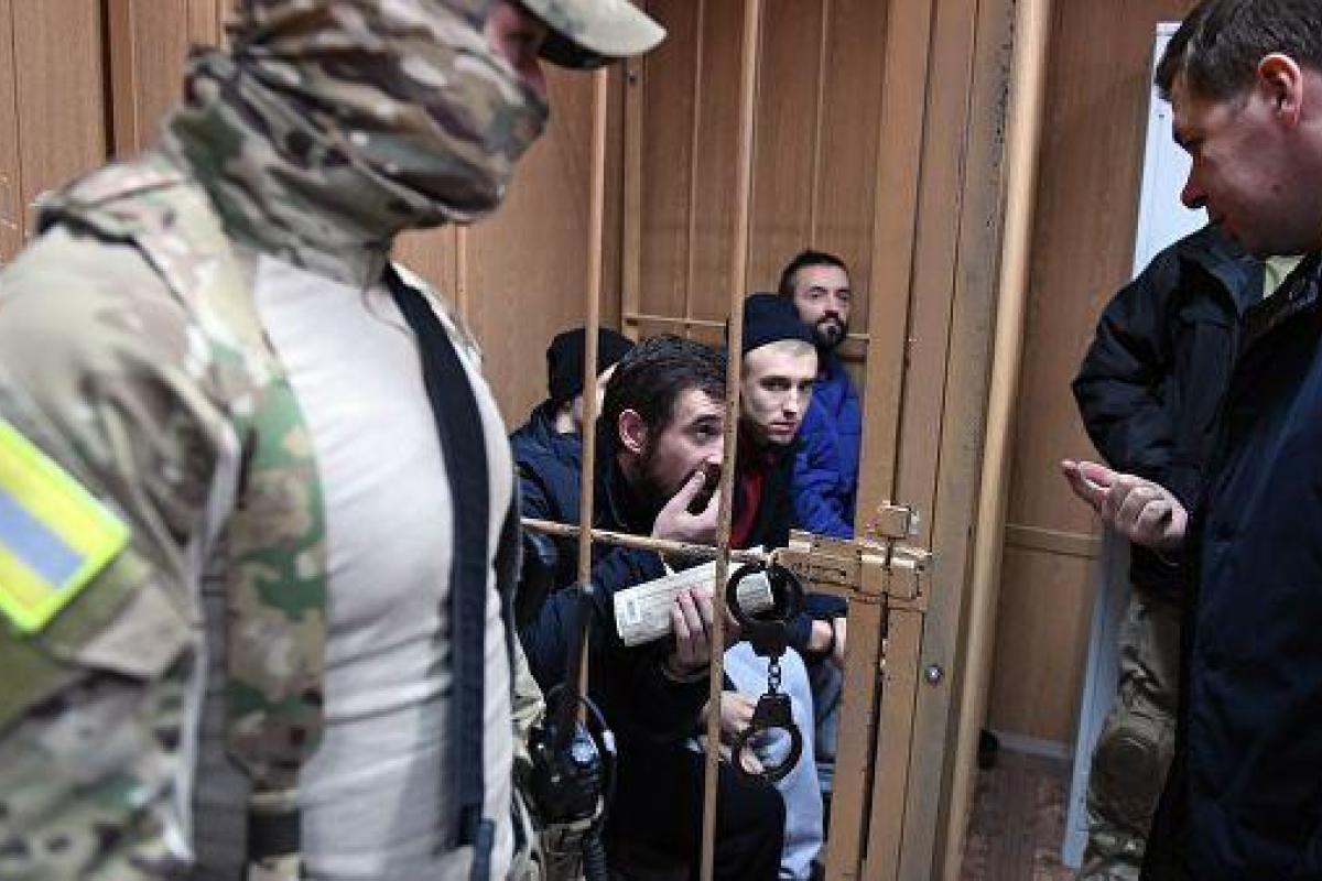 Пленные украинские моряки отказались давать показания в московском суде Пленные украинские моряки отказались давать показания в московском суде