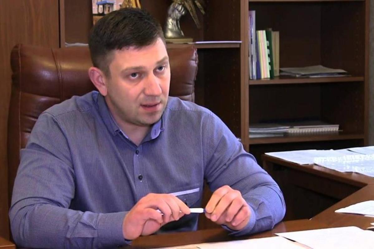 Со скандалом и полицией уволен директор "Лисичанскводоканала" Со скандалом и полицией уволен директор "Лисичанскводоканала"