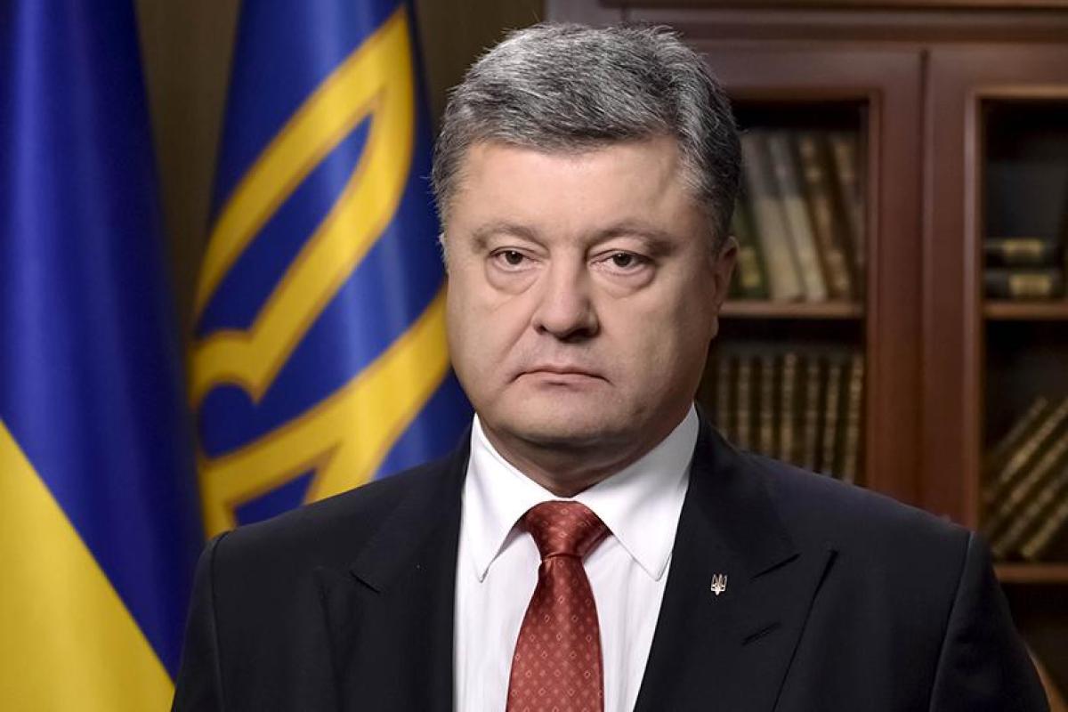 Порошенко сообщил, когда Украина подаст заявку на вступление в Евросоюз Порошенко сообщил, когда Украина подаст заявку на вступление в Евросоюз