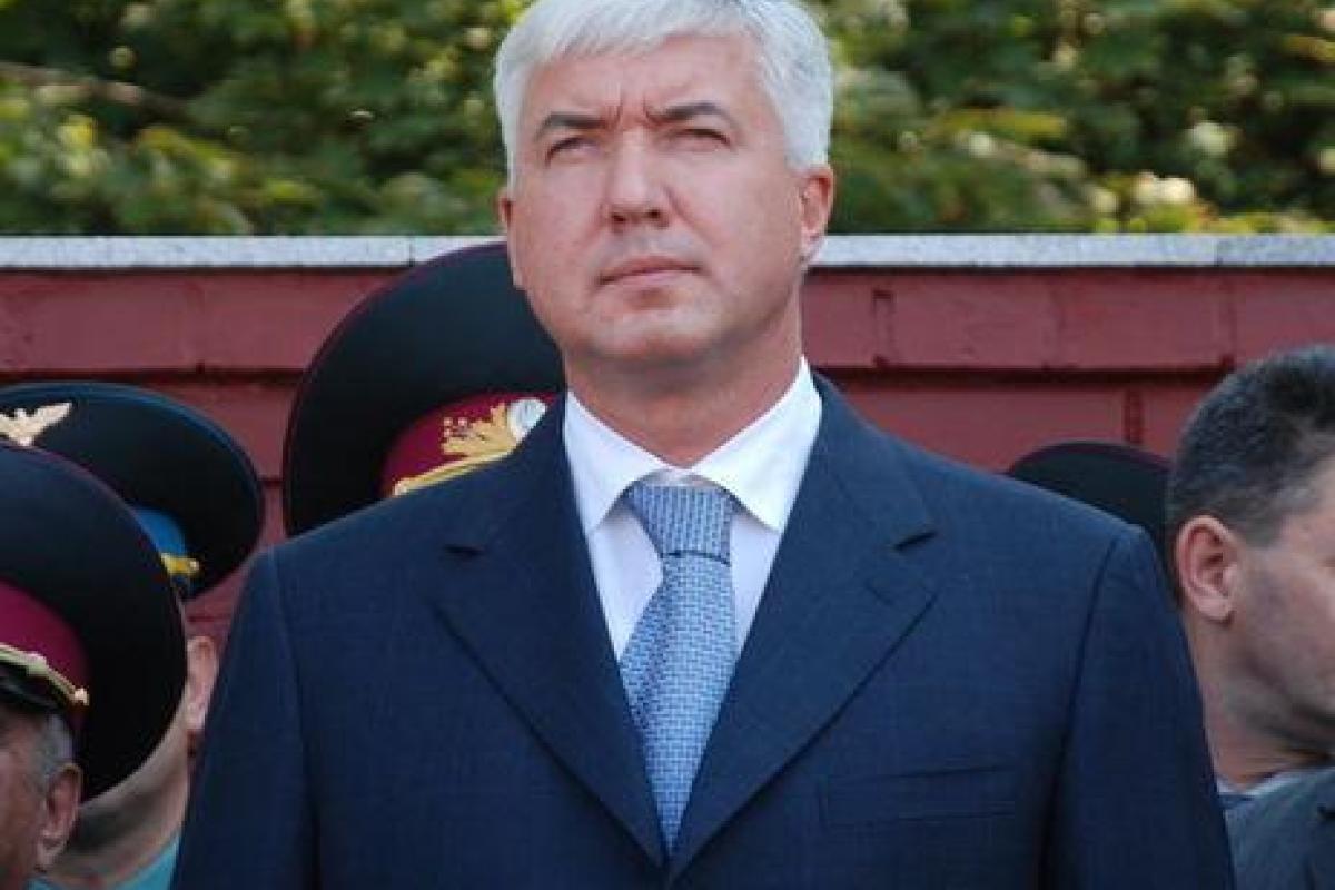 Бывшему министру обороны Украины объявили о подозрении Бывшему министру обороны Украины объявили о подозрении