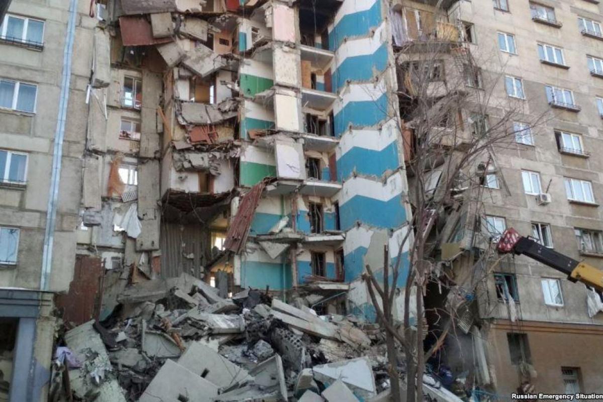 До 19 человек увеличилось число жертв обрушения подъезда в Магнитогорске До 19 человек увеличилось число жертв обрушения подъезда в Магнитогорске